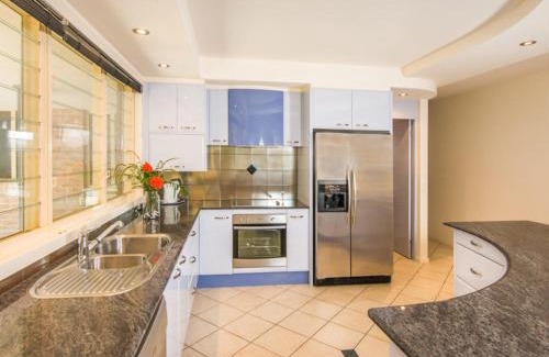 Boomerang Beach Casa | Boomerang Hideaway - at Tranquil acreage