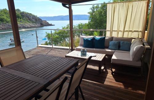 Vratarusa Otro | BooRA glamp experience & Heated infinity pool
