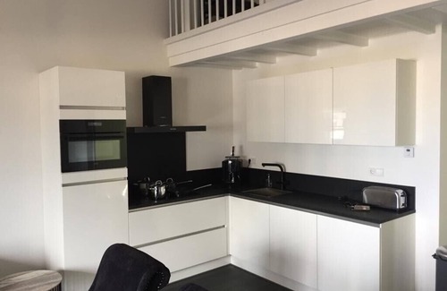 Harderwijk Casa | BOOTHUYS86 - Luxury Boathouse, wake up in peace in the heart of the city!