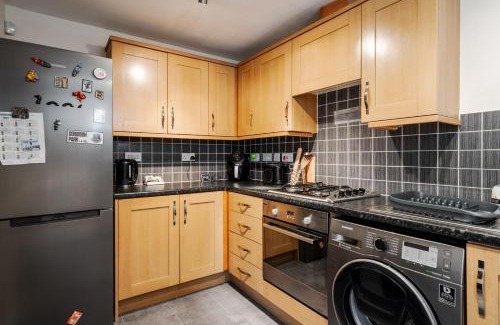 Bootle Casa | Bootle Haven - 2BD Retreat with Garden