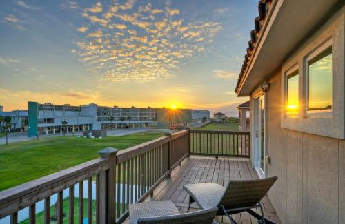 Port Aransas Casa | Boots Beaches AvantStay Golf Cart Brd Walk