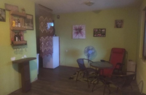 Bor Casa | Bor, Savaca - Porodicna Vikendica za Izdavanje