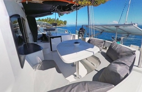 Papeete Alquiler De Eote | Bora-Bora Catamaran tripdon't book before we make sure we have boat available