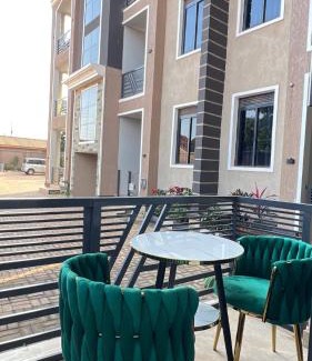 Bukoto Apartamento | BoraVillas and homes