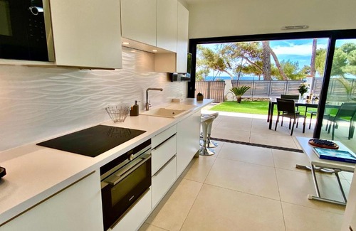 Carqueiranne Apartamento | Bord de mer aux Pins Penchés