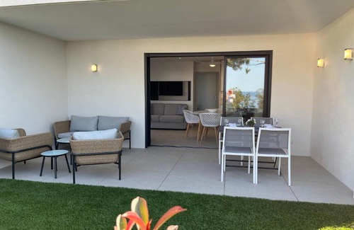 Carqueiranne Apartamento | Bord de mer aux Pins Penchés