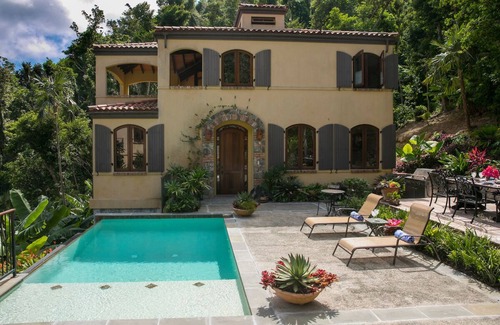Bordeaux Mountain Villa | Burdeos Falls - 5 estrellas - Impresionantes vistas de Coral Bay y las Islas Vírgenes Británicas!