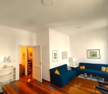 Quartiere III Pinciano Apartamento | Borghese Deluxe Apartment - 4 bedrooms - 3 bathrooms