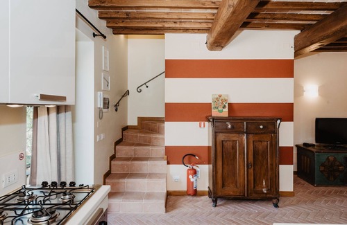 Radicondoli Casa | Borghetto Poggio Bianco - Antico casale