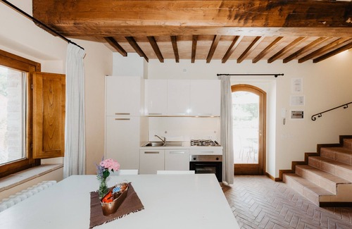 Radicondoli Casa | Borghetto Poggio Bianco - Antico casale
