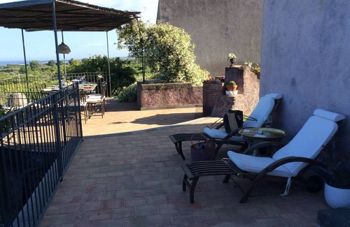 Fiumefreddo di Sicilia Villa | Borgo degli Aranci - Un grupo encantador de casas de campo reformadas