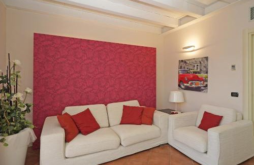Manerba del Garda Apartamento | Borgo del Torchio II by Wonderful Italy