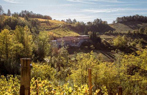 Loazzolo Casa | Borgo Isolabella - Wine & Vermouth Resort
