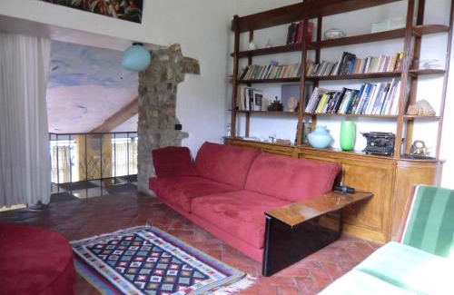 Calenzano Casa | Borgo Medievale di Poggio Alla Pieve Relais, Food & Art