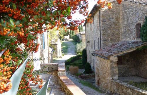 Castellina in Chianti Apartamento | Borgo nel Chianti Istrice con piscina tennis e wifi