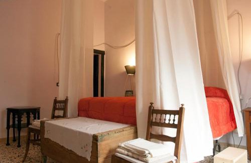 Strongoli Apartamento | BORGO PETELIA, Casa Mannarino, suite Lucrezia