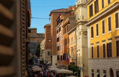 Rione XIV Borgo Apartamento | Borgo Pio 64 - Vatican City
