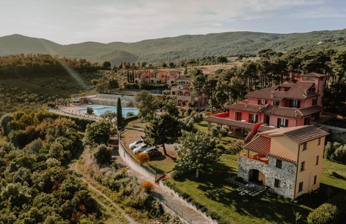 Riparbella Apartamento | Borgo San Pecoraio Resort