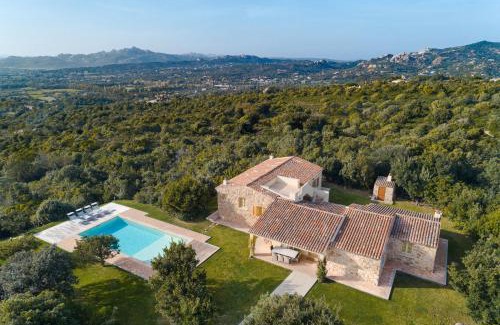 Arzachena Villa | Borgo Smeraldo Villas