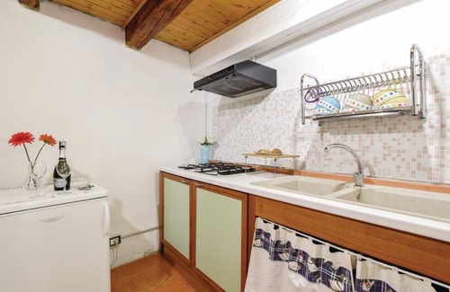 Guia Casa | Borgo Zei