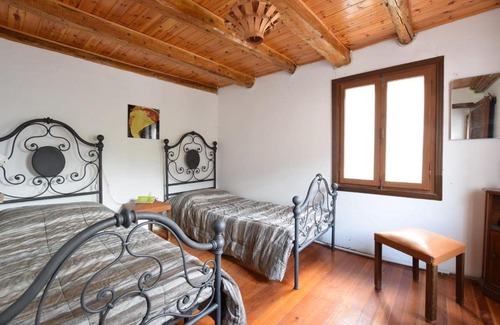 Guia Casa | Borgo Zei
