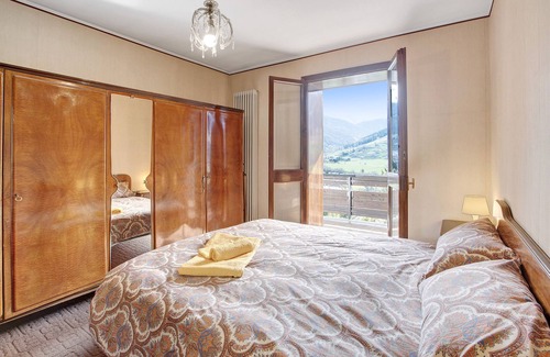 Santa Lucia Apartamento | "Bormio 1" apartamento con jardín compartido y una vista impresionante desde el gran balcón