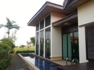 Karambunai Complejo | Borneo Beach Villa & Suite
