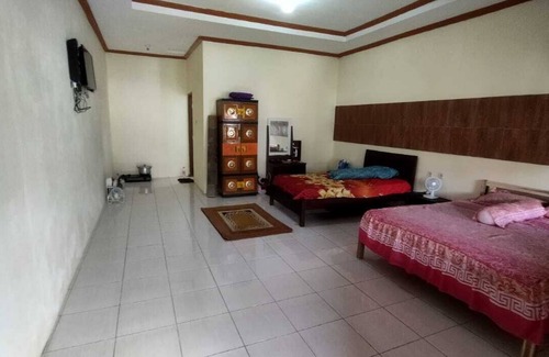 Borobudur Cama Y Desayuno | Borobudur Kampung Homestay - Markoni