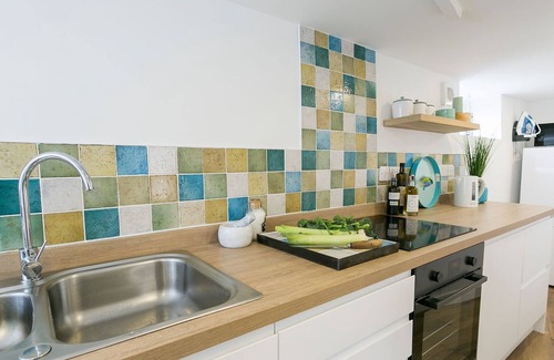 Ty Croes Cabaña | Borth Bach - an on the beach that sleeps 4 guests in 2 bedrooms