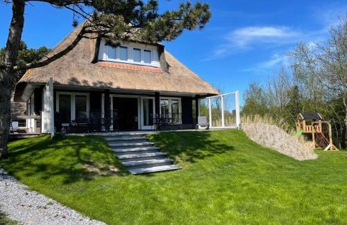 Municipality of Ameland Villa | Bosch (10p)
