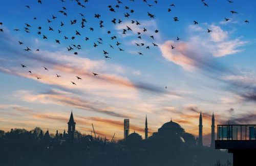 Kabatas Apartamento | Bosphorus view-Airport shutle-High Speed WIFI-Private parking