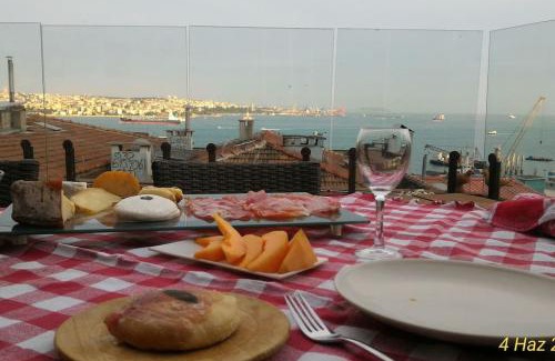 Kabatas Apartamento | Bosphorus view-Airport shutle-High Speed WIFI-Private parking