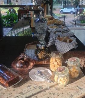Chapada dos Guimaraes Cama Y Desayuno | Bosque São Francisco