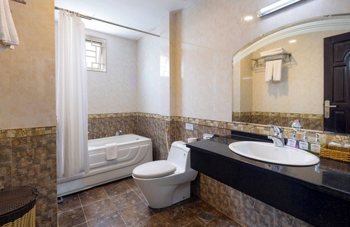 District 3 Hotel | Boss Palace Hotel