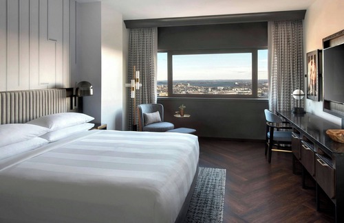 Prudential - St. Botolph Hotel | Boston Marriott Copley Place