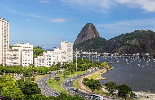 Zona Sul Apartamento | Botafogo, 4 Hóspedes e Vista para o Pão de Açúcar!