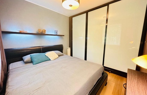 Dzerzhyns'kyi District Apartamento | Botanical Garden Apartment