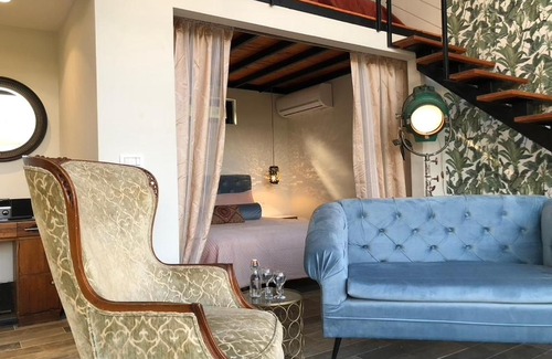 Vlore County Casa | Botë Farms