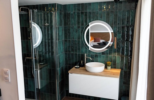 Rohansky ostrov Hotel | Botel Marina