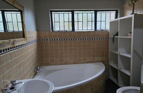 Phalaborwa Cama Y Desayuno | Bothabelo Bed and Breakfast
