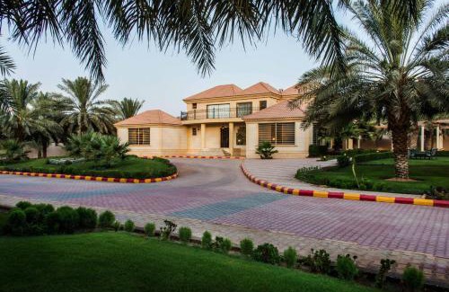 Unaizah Complejo | Boudl Al Nakheel