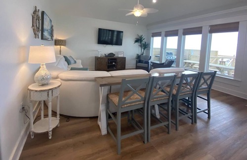 Grand Isle Casa | Boudreaux and Thibodeaux's Beach Houses