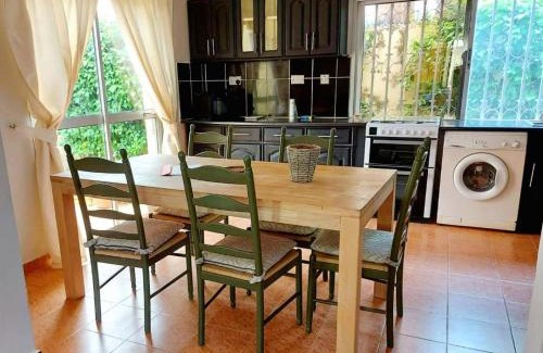 Serrekunda Apartamento | Bougainvillea House