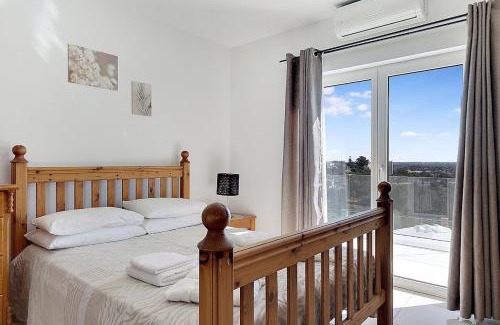 Portimao Apartamento | Bougainvillea Suite
