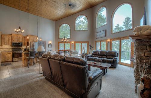 Deadwood Casa | Boulder Canyon Lodge