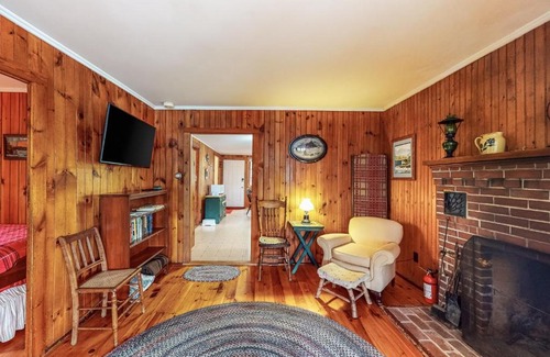 Raymond Casa | Boulder Pointe Cottage
