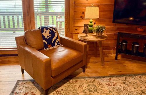 The Peaks at Lake Lure Casa | Boulder Ridge Cabin