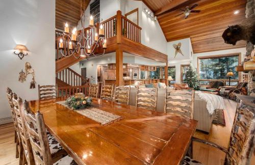 Boulder Ridge Casa | Boulder Ridge Lodge Huge Ski In Home Sleeps 22