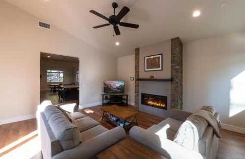 Yosemite West Casa | Boulder Ridge