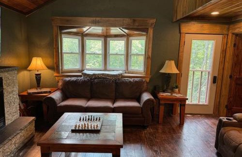 Speedwell Casa | Boulderwoods Cabin